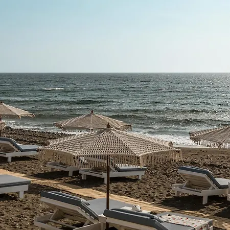 وسبا إمبيريال ميد Agia Paraskevi (Santorini)